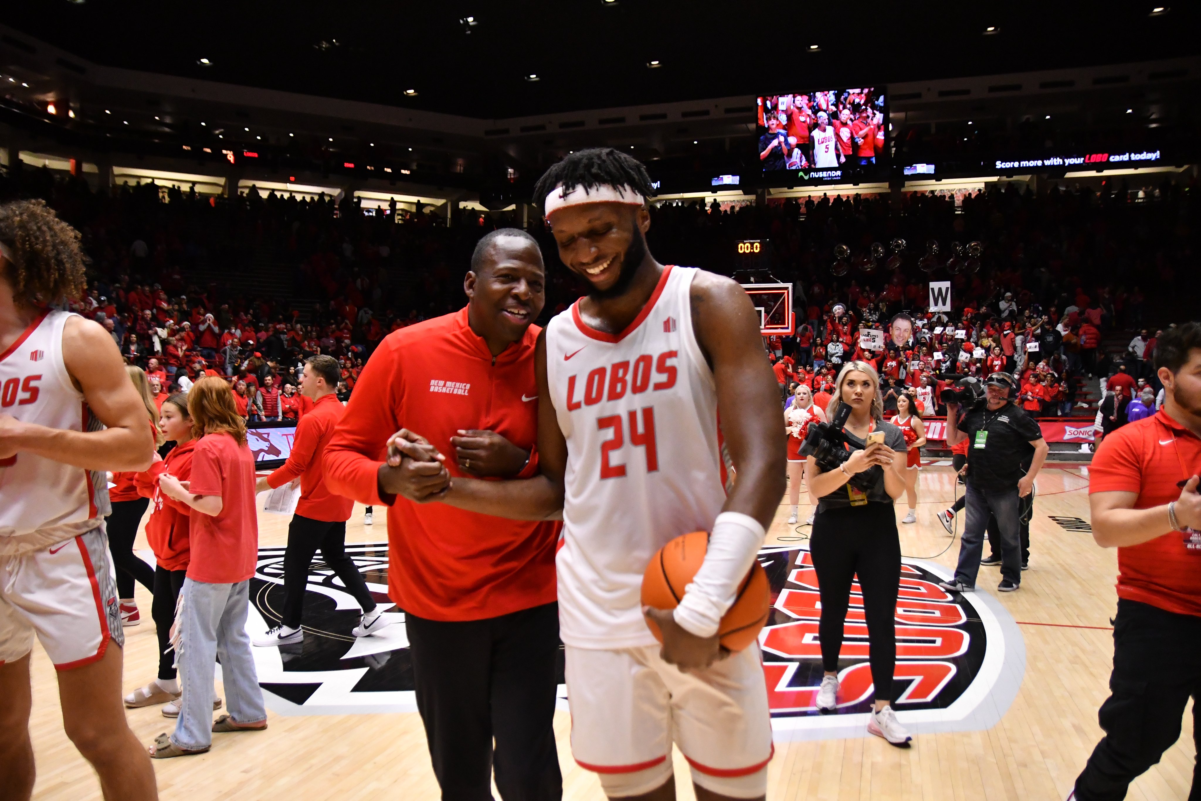 Tailgate Fantasy Sports (TailgateFS) / Twitter