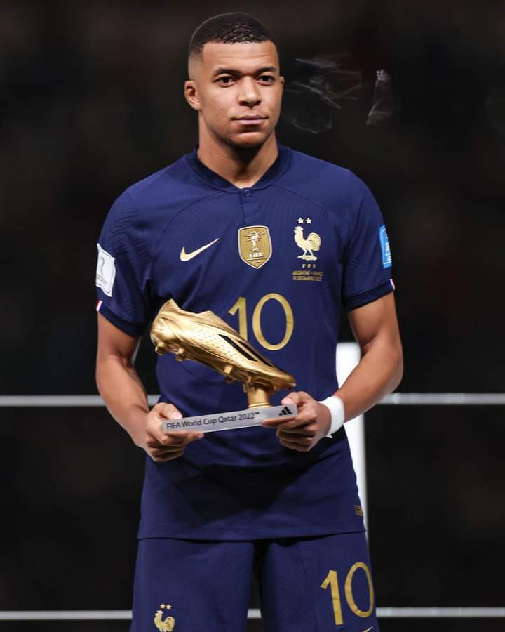 aakbar_22's tweet photo. Tetap yang terbaik 
Terimaksih sudah berjuang @KMbappe 🇨🇵🔥 https://t.co/T37QdUXptl