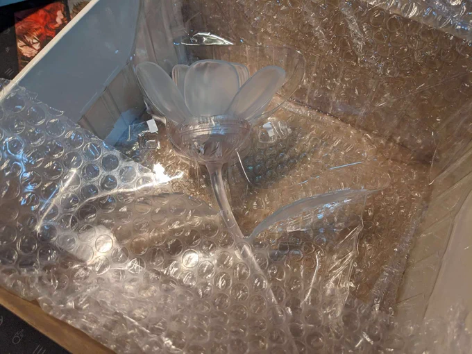 絶望に染まらず済んだ…『FF14』の不良品「エルピスのフラワーライト」を交換対応してもらった話その後のコンサートでは「ギミック攻略」の場面も。 