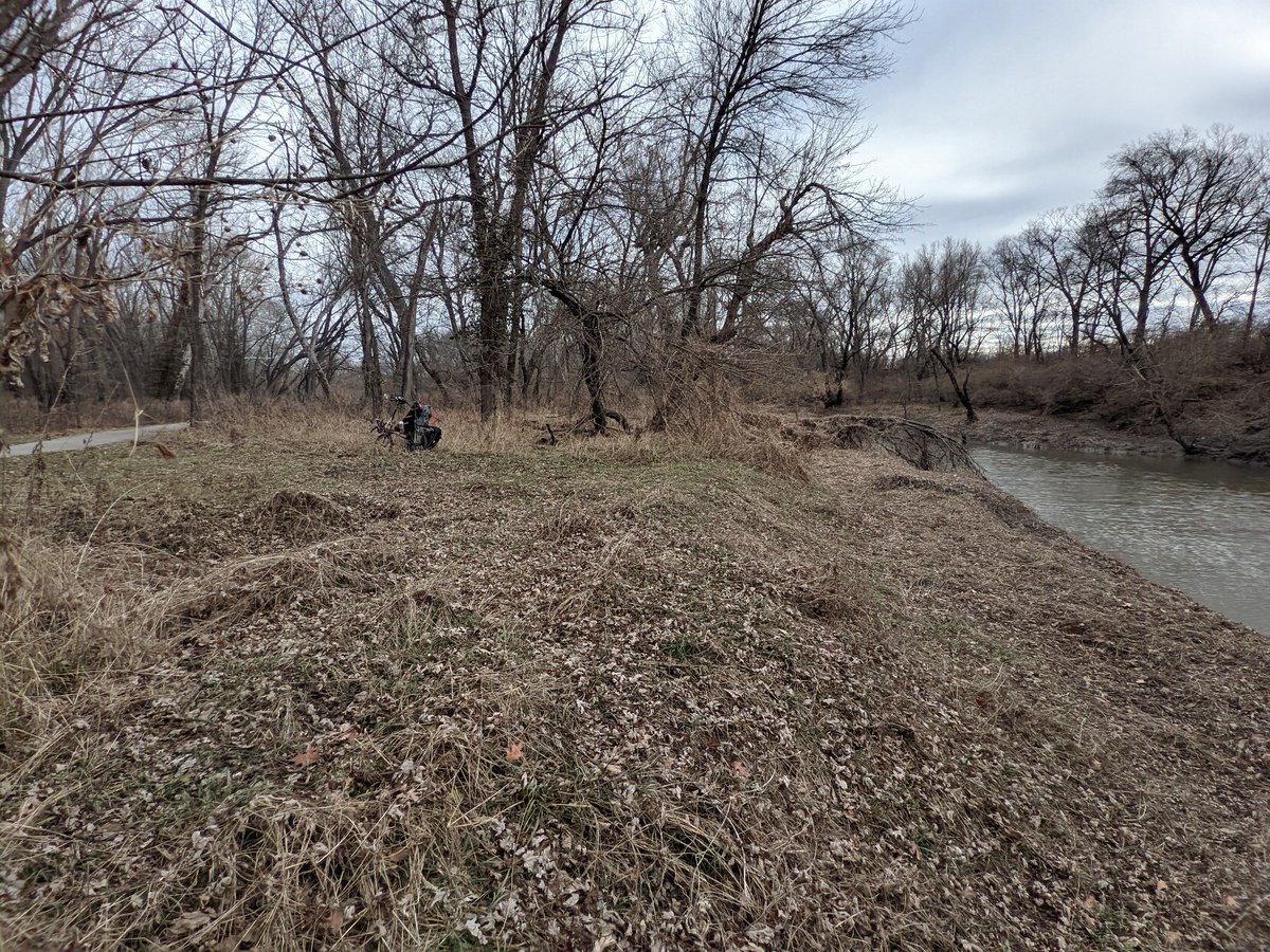 mobikefed's tweet photo. Blue River and Blue River Trail near Byram's Ford in Kansas City.  One place you'll visit on MoBikeFed's Battle of Westport Bicycle Tour: https://t.co/yQjbzmB8YF https://t.co/zxlHWfg2jD