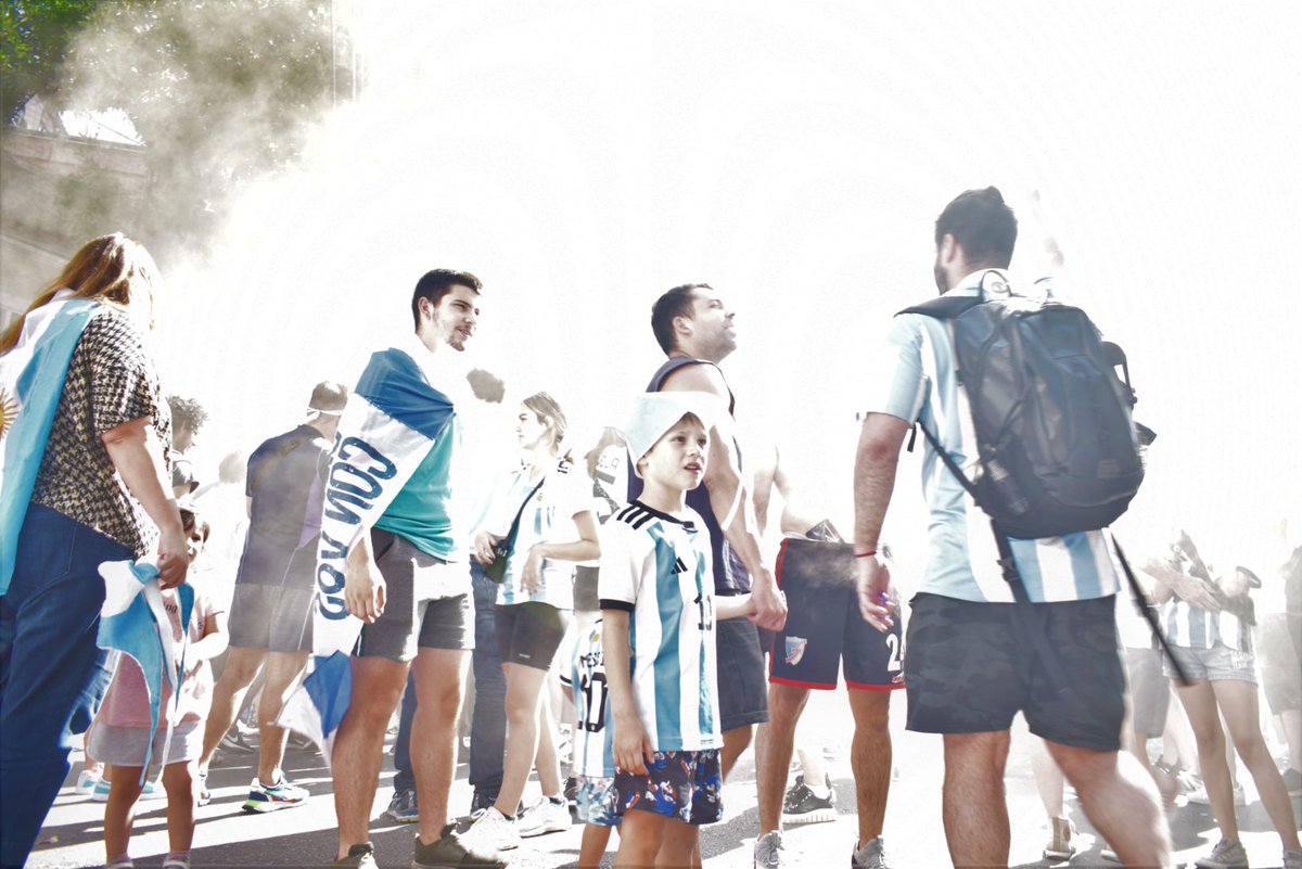 MaffySummers's tweet photo. Argentina Campeón 💙⭐🇦🇷

#argentina #worldcup #worldcupqatar #worldcup2022 #mundial #futbol #fiesta https://t.co/I5WnKMorcm