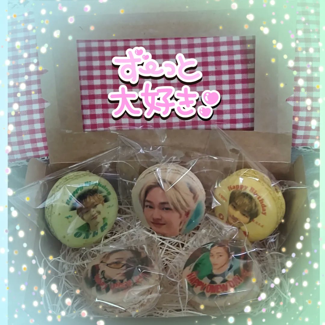 love_onew0610's tweet photo. 昨日、オニュのセンイルカフェ #Ing_Cafe で予約のマカロン受け取りと、ドラえもんTシャツ受け取りにダイバーシティに、お友達と出かけてきました。
お台場行く前にお昼ごはん🍴
イタリアンカフェで🍝🥗☕
お腹もいっぱいになったので次のお台場へ🚶🚊 https://t.co/DgakNXl4Vj