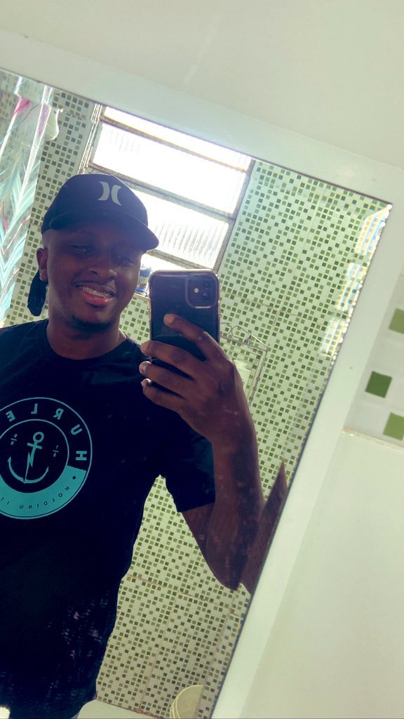 Gratidão a Deus por mais um ano de vida ✅🚀🎉🎉🎉🥃🧊