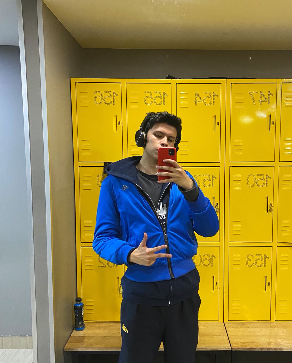 _mrjon_ tweet picture