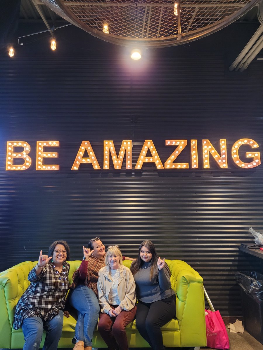 RoFoSho's tweet photo. Proud to b part of bold &amp; amazing things at @UTSA ! U may not know our names or faces. No doubt, you've seen our work around town &amp; beyond: in person, online, in print &amp; on tv. Our team generates some serious UTSA awesomeness. We r 210 tough. We r bold. We r University Relations! https://t.co/J0lWrGiRAu