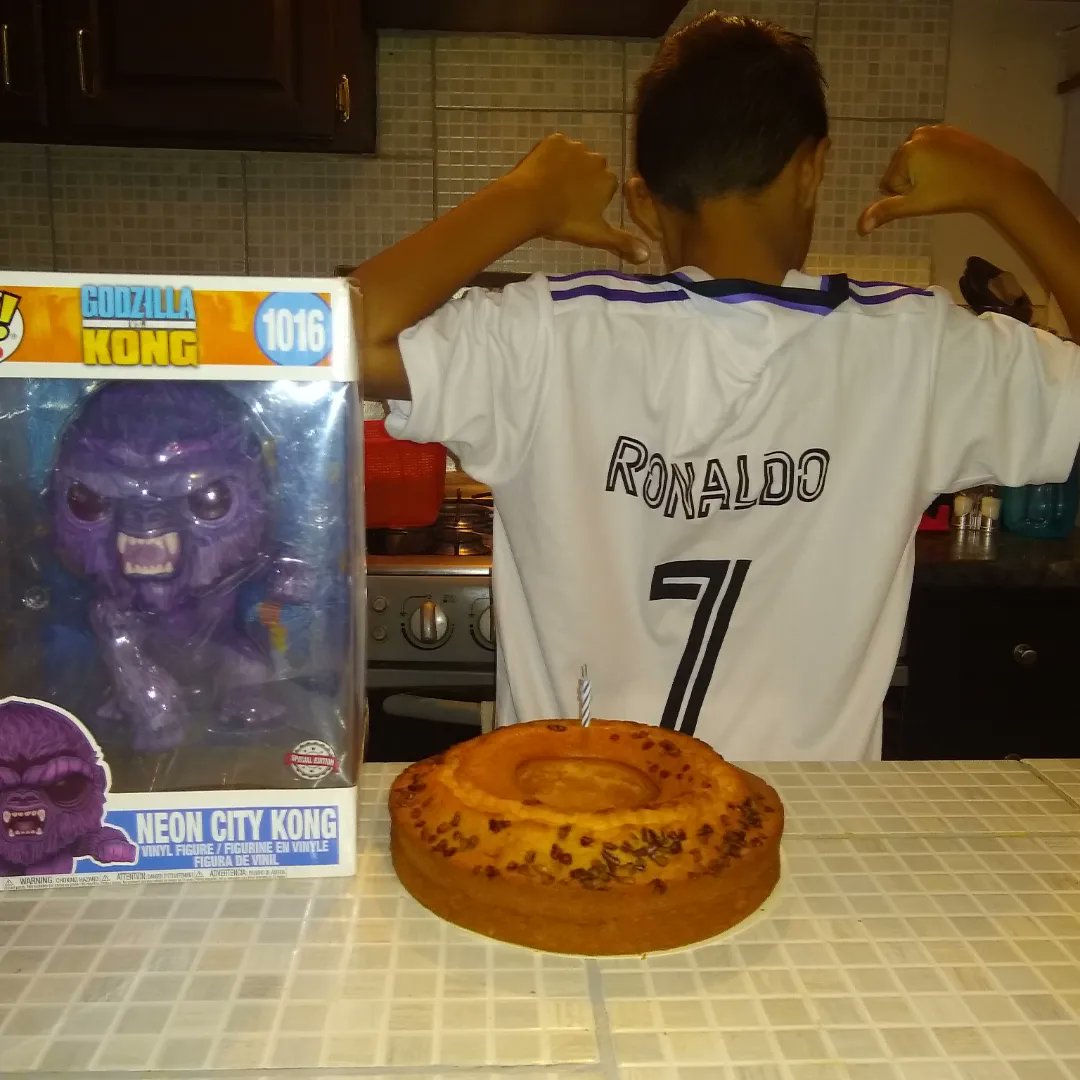 VANKILLER's tweet photo. ¡Felíz cumpleaños @eliansaurio !

¡Te Amo!

Siuuuuu

#felizcumpleaños #cumpleaños #cumpleañosfeliz #happybirthday #hbd #happybday #10years #10años #teamo #hijo #padreehijo #fatherandson #siu #siuuu https://t.co/aCunQ8Rq4u