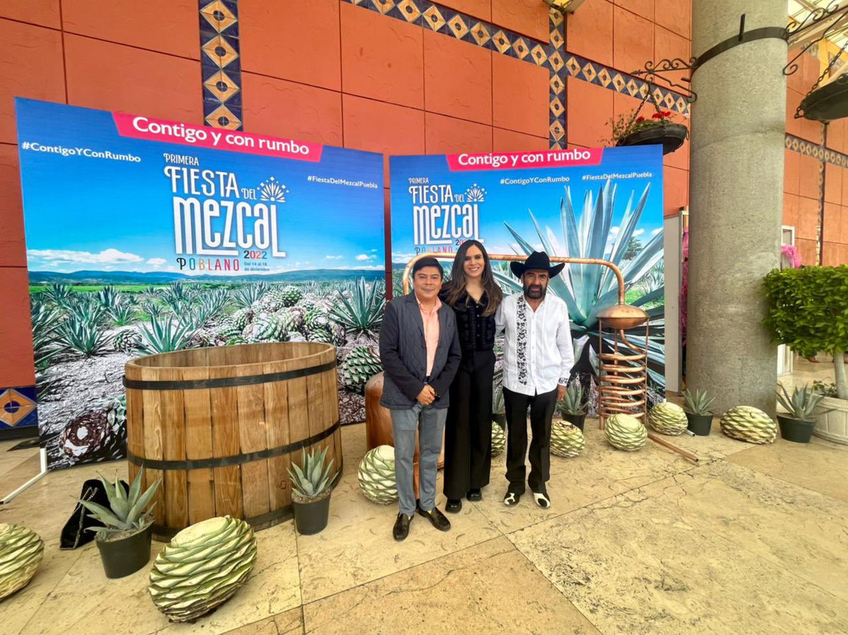 Asistí a la Primera Fiesta del Mezcal Poblano 🥃🌵

Me comprometí a trabajar desde la Comisión de Turismo de la <a href="/Mx_Diputados/">H. Cámara de Diputados</a> a impulsar leyes que promuevan al sector. 

Contamos con una industria 100% mexicana, donde Puebla es uno de los 9 estados con denominación de origen.