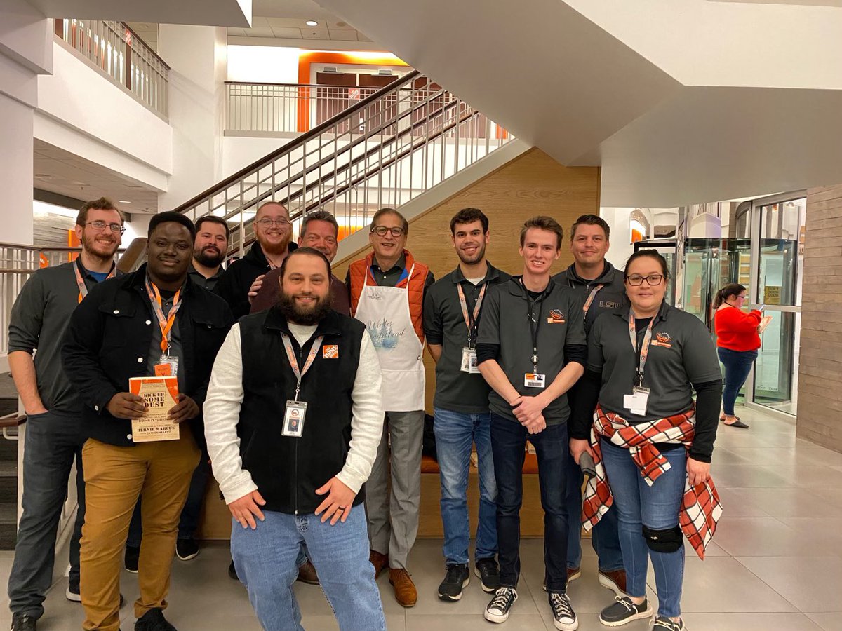 Atlanta was such a Blast!! Got to meet some really great people. I’m truly blessed for my Job!!
#HD #TFC #HomeDepot #SSC