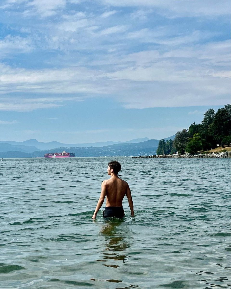 ‌ ‌ ‌ ‌ ‌ ‌ ‌ ‌ ‌ ‌ ‌ ‌ ‌ ‌ ‌ ‌ ‌ ‌ ‌ ‌ ‌
‌ ‌ ‌ ‌ ‌ ‌ ‌ ‌ ‌ ‌ ‌ ‌ ‌ ‌ ‌ ‌ ‌ ‌ ‌ ‌ ‌ anos luz, matuê. (2017)
‌ ‌ ‌ ‌ ‌ ‌ ‌ ‌ ‌ ‌ ‌ ‌ ‌ ‌ ‌ ‌ ‌ ‌ ‌ ‌ ‌