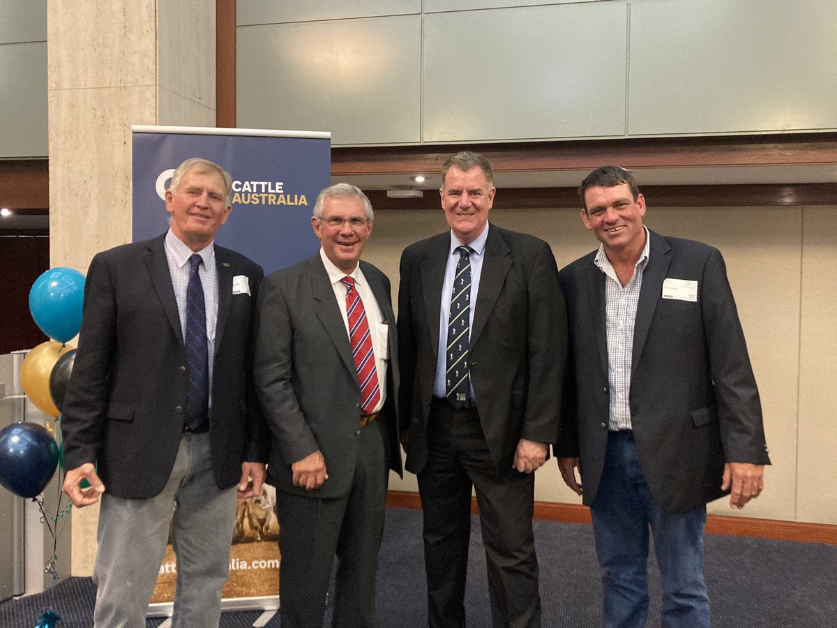 MarkFurnerMP's tweet photo. Last week it was my pleasure to catch up with the new leadership team at @CattleAus and key industry stakeholders. This is a critical industry for Queensland and I am proud to be part of the @AnnastaciaMP Government that supports the industry’s growth #qldpol #qldag #qldjobs https://t.co/KLGysRQOIm