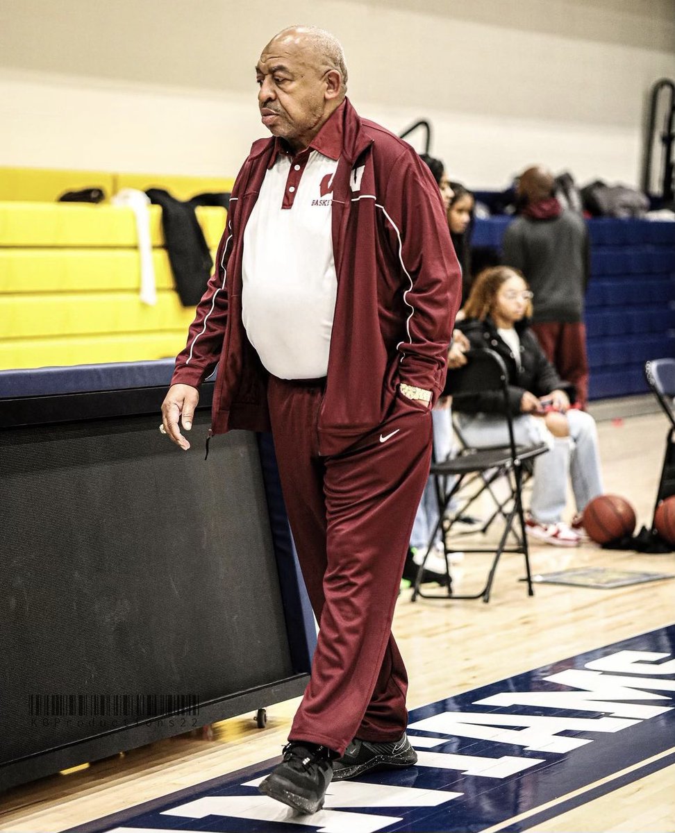 The season has started and this is the most hated man outside of Windsor I mean everyone loves him but they want to see him loose. Guess what he don’t care. I love all God’s children!