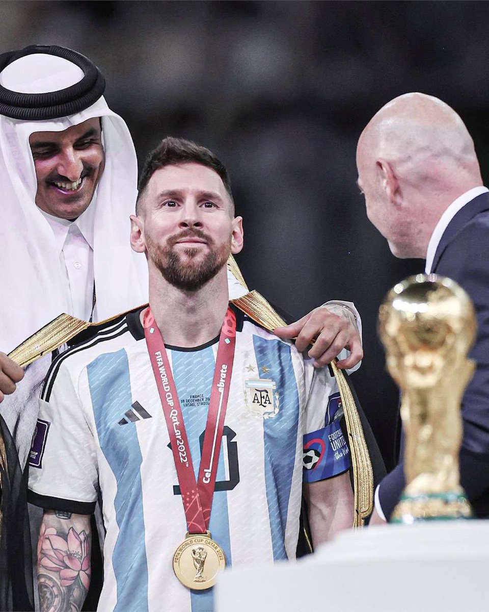 k_alshenaif's tweet photo. لحظات لن تنسى 
#كاس_العالم_FIFA 
#Messi𓃵 
#الارجنتين_فرنسا https://t.co/cSXyngAQDs