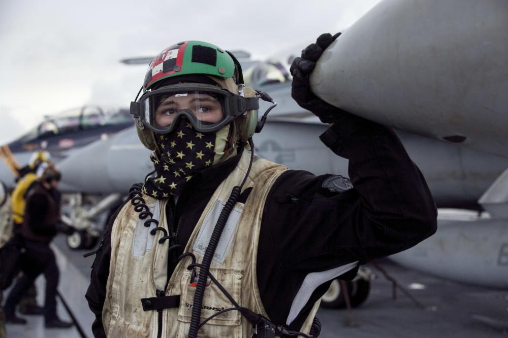 CVN78_GRFord's tweet photo. Observing flight ops on #Warship78 ⚓️ Nov. 25

#IntegrityAtTheHelm #CVN78 

@USFleetForces @US2ndFleet @USNavy https://t.co/oIRQDmN6LH