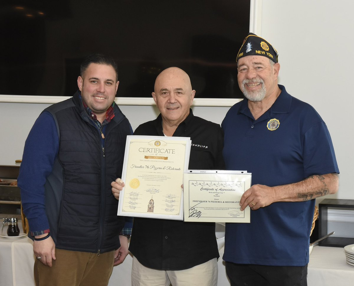 ANTHONYDESPO's tweet image. An honor to join @AmericanLegion Post 339 in #FiveTowns to recognize local biz/proprietors who go above and beyond to look out for those in need, especially our beloved veterans.

Commander Syd Mandelbaum works hard, delivering for so many #NY04 neighbors.  Proud to know him.