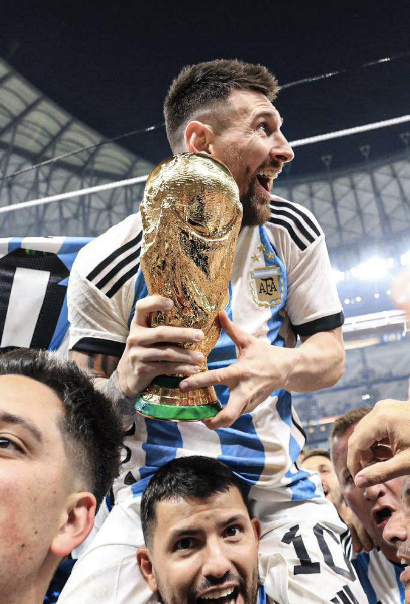 OriSbarbati's tweet photo. 🇦🇷❤️CAMPEONES❤️🇦🇷 https://t.co/f4ZzIMWKcP