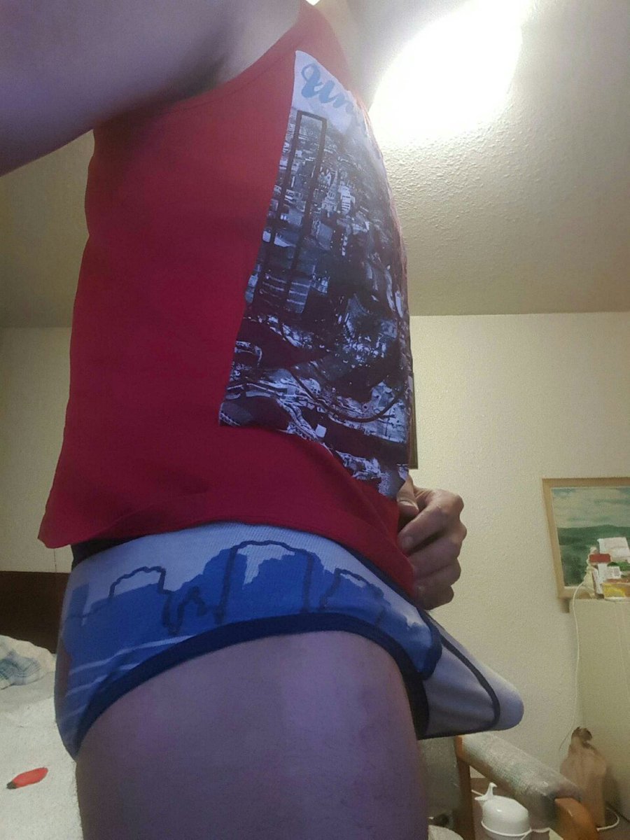 BOYbugleNick's tweet photo. I got excited in my undies, oh no! 
#cartoonbriefs #caughtoncamera #Caught #embarrassing #embarrassment #Embarrassed #embarrassme #humiliateme #bullyme #gay #Gaymer #boyundies #briefs #briefsbro #caughtlacking #undies #UnderwearForMen #GayMalang https://t.co/JLYpvW7nGe