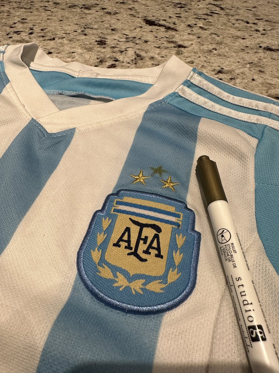 SebiAmar's tweet image. El desahogó más hermoso de mi vida. #Argentina grítalo, llóralo, con todo. Gracias a mis padres por enseñarme lo que es el fútbol. Gracias a mis hijos por acompañarme. Gracias a los muchachos por dejarlo todo. #ARGFRA