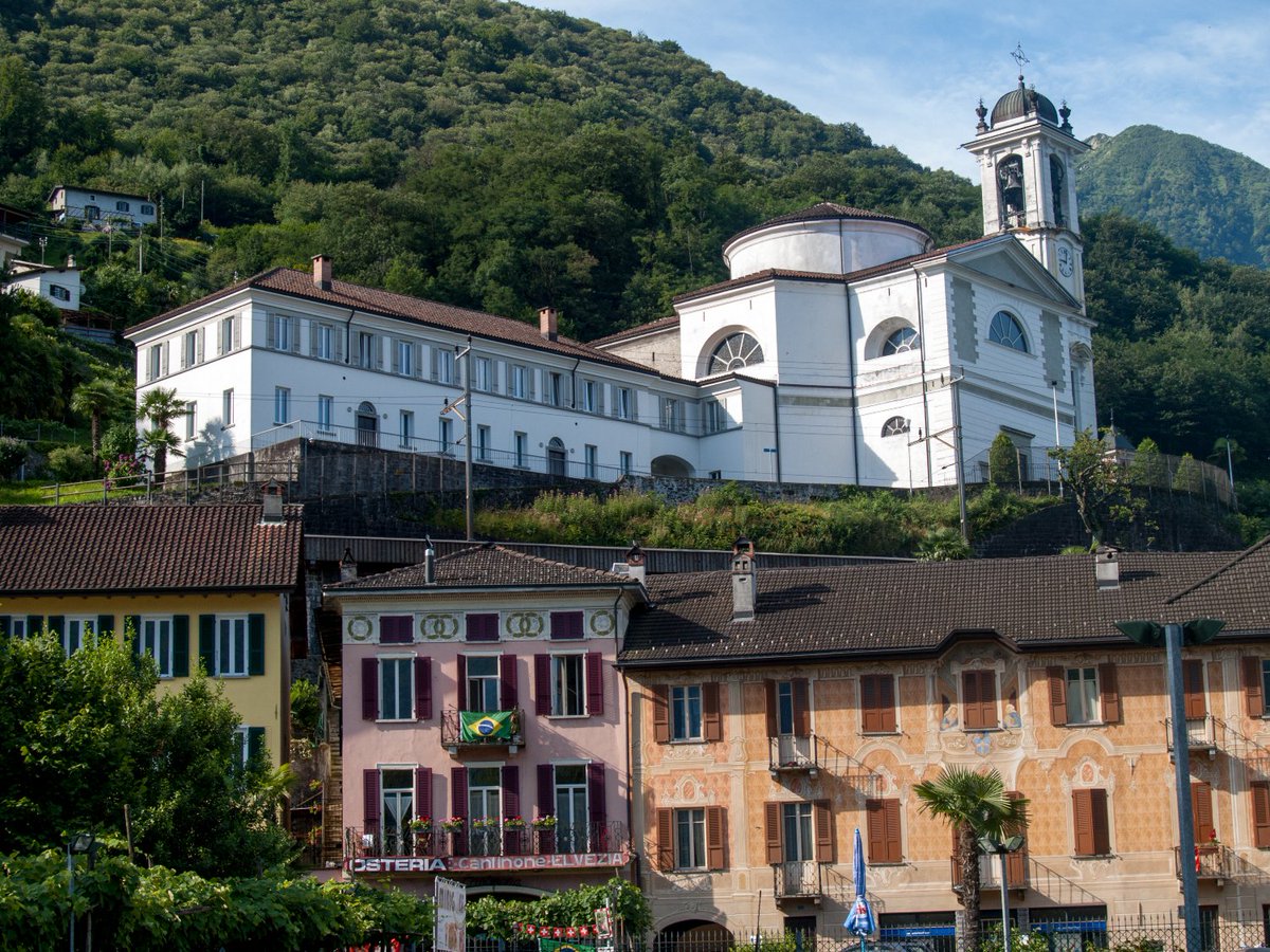 WanderWelt's tweet photo. Heute meistern wir die Etappe mit den meisten Aufwärts-Metern unserer Tour von Basel nach Chiasso. Sie führt uns von Magadino auf die Alpe di Neggia.
Zum Tourenvideo:
https://t.co/mFyN8Ert0Q
#wandern https://t.co/NJqPzGjITb