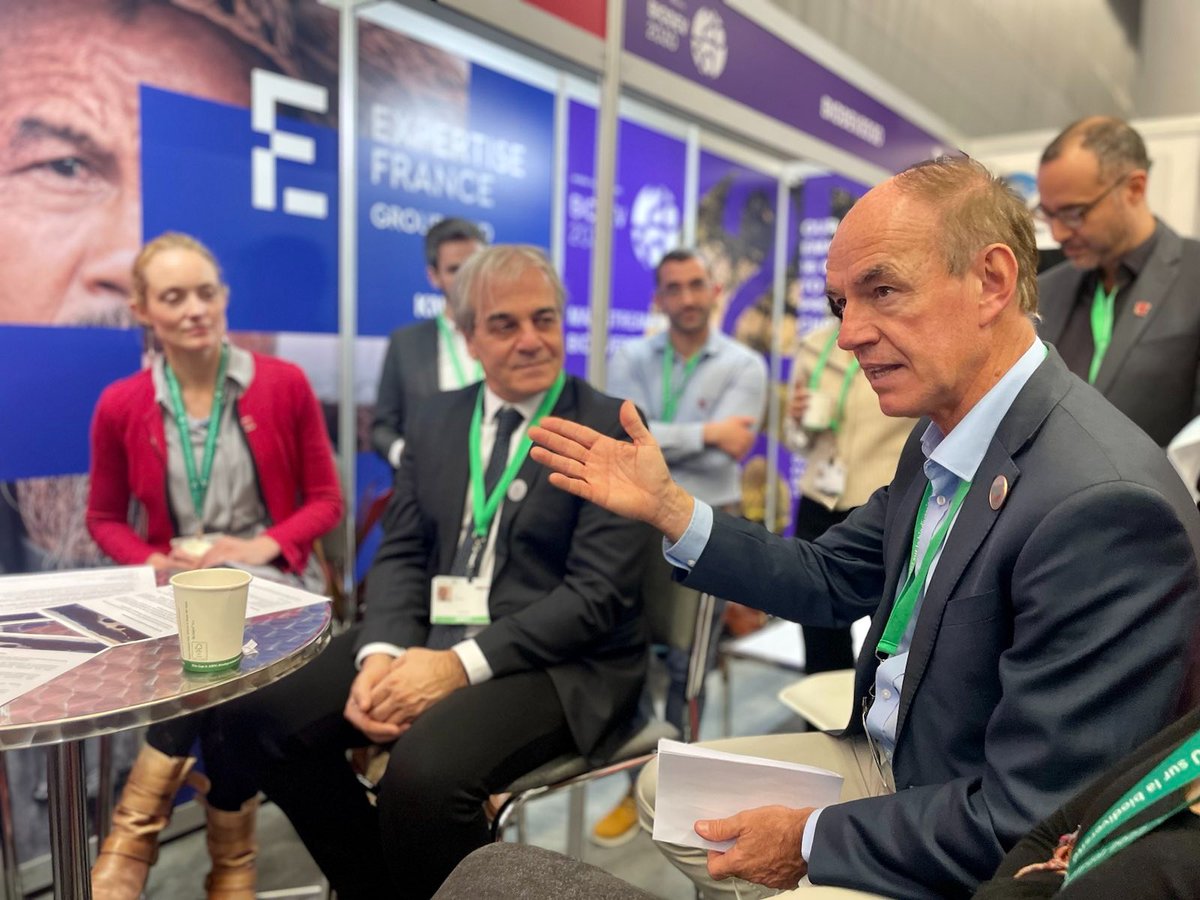 👉At our stand 411, we gathered the civil society to highlight their respective impressions the day before the end of #COP15 ! 📢With Marco Lambertini @WWF_DG , Gopal Patel, @JeanLemire & Ida Bailey. #ForNature & people 🌱