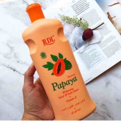 h_mstore1's tweet photo. لوشن البابايا لتبيض اليدين والجسم من RDL 600ml بخلاصه البابايا وvitamin E🧡.
لا يترك اثار دهنيه. 
تركيبه غنيه تضيف جمالاً للبشره ويساعدها علي التوازن.
صنع في اندونيسيا.
السعر 4500
للطلب:
Whatsapp:0996010385
Or DM https://t.co/AVrGyELCcf