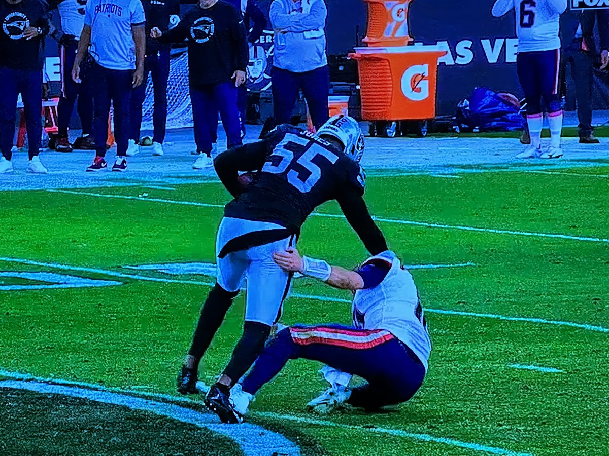 AlbertBreer's tweet image. This would be owning your old team.