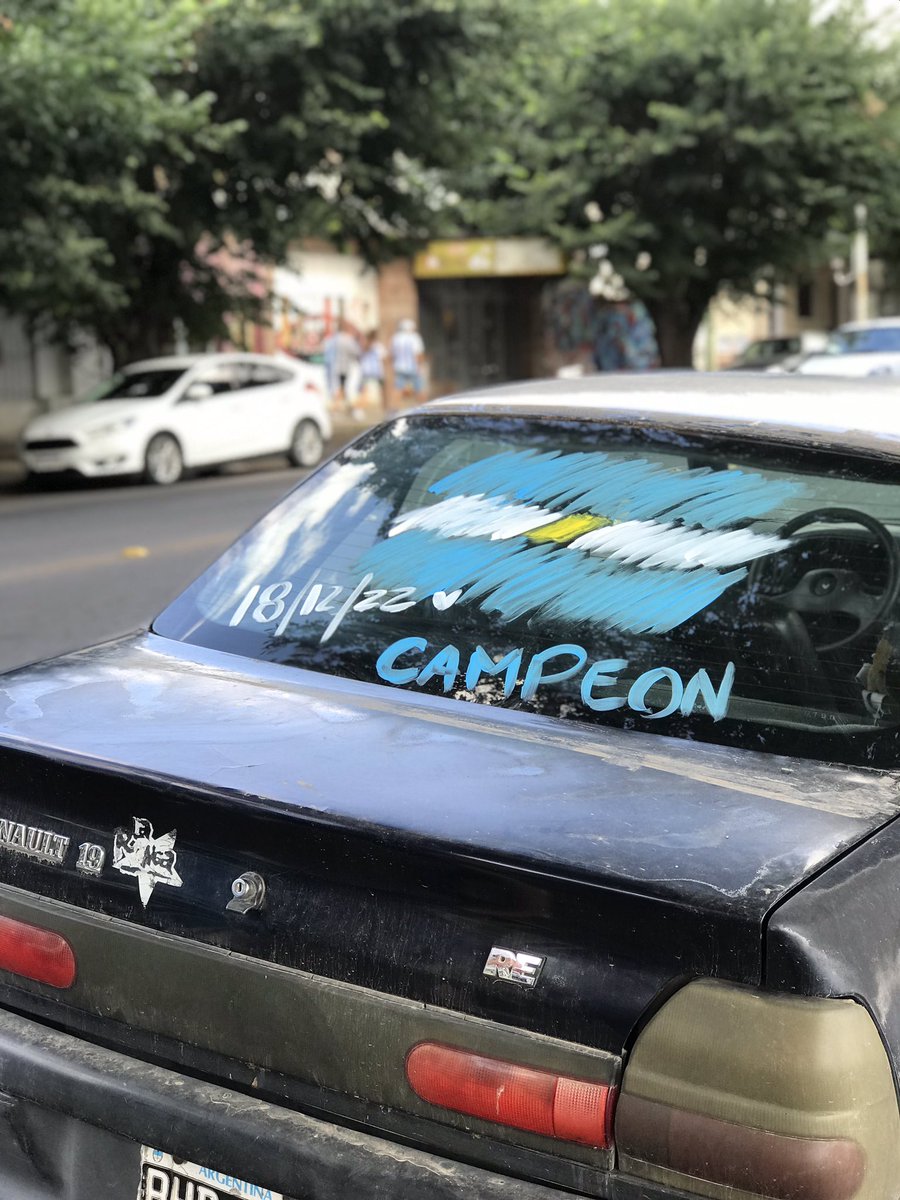 sebaarceee's tweet photo. Decoramos el auto 🇦🇷🥹 https://t.co/W8miXxEMFO