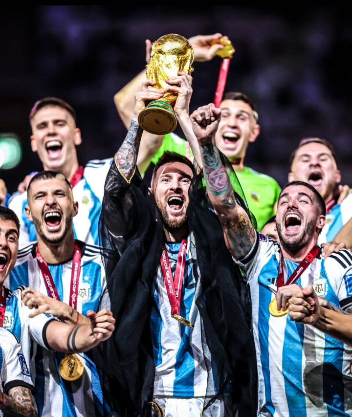 suciaulia5's tweet photo. Alhamdulillah...
selamat ya mantan pacarrr,, you are amazinggg ARGENTINA 😍😍😍 https://t.co/QQGhOU4fmd