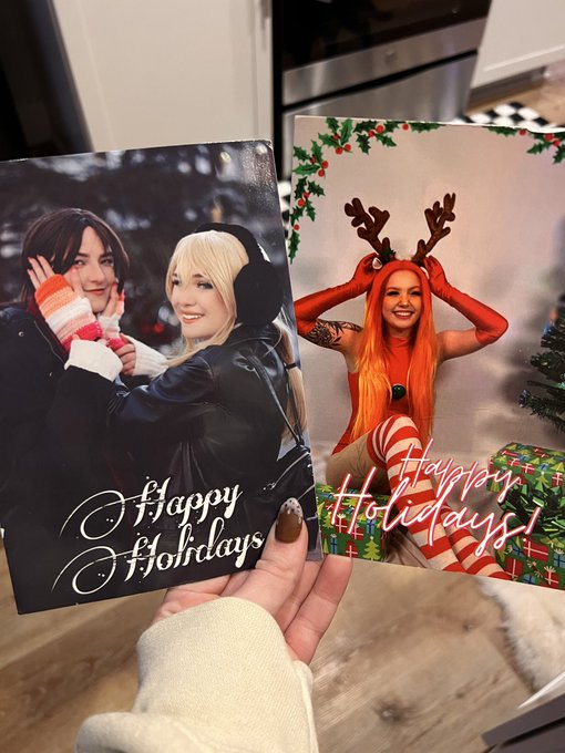 Ultimate con Christmas card haul 😭 https://t.co/Md5Vi7vJuk