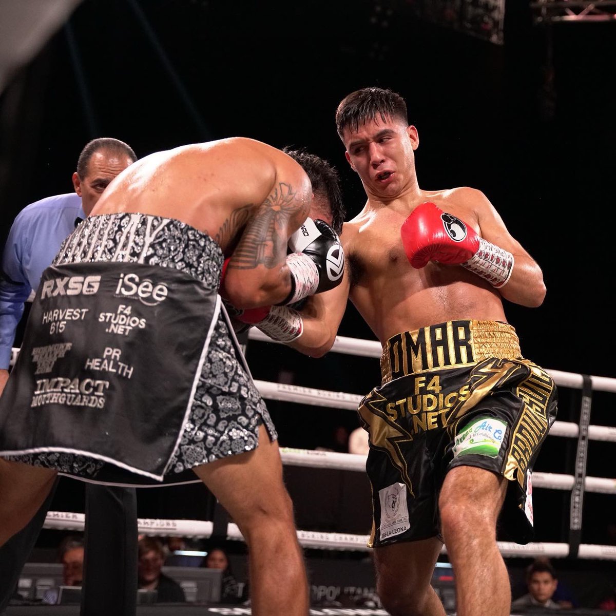 iamOmarJuarez's tweet photo. #TeamRelampago came out unanimously victorious last night. 🙏🏽 I want to thank God, my family, my team, my sponsors, my supporters, and most importantly Al Haymon for everything! 🙏🏽 #PBC #Showtime https://t.co/kQfs2XCgjy