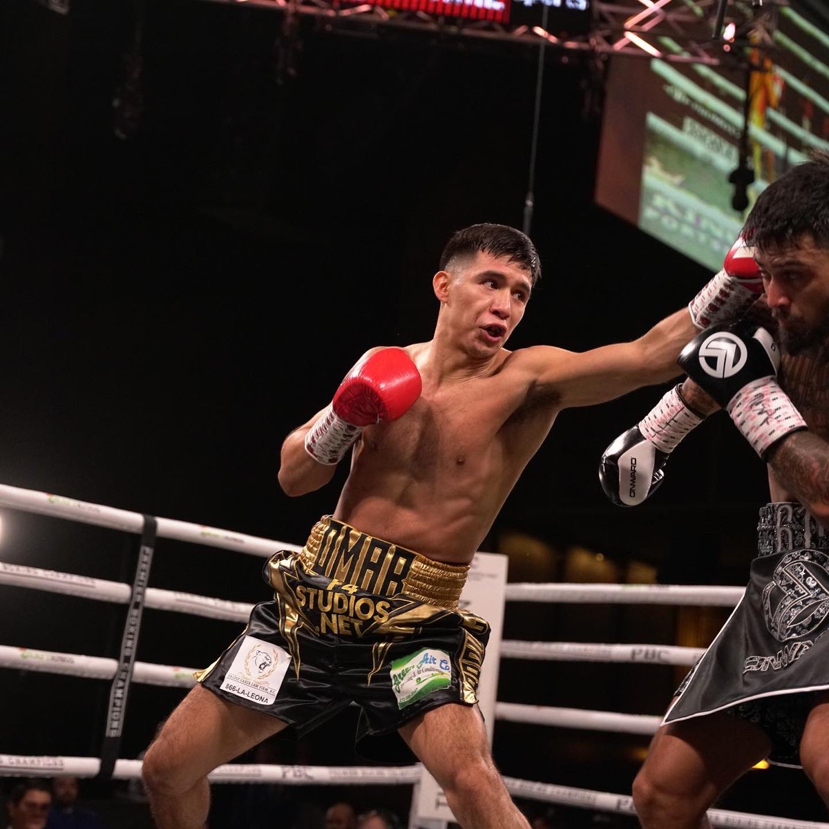 iamOmarJuarez's tweet photo. #TeamRelampago came out unanimously victorious last night. 🙏🏽 I want to thank God, my family, my team, my sponsors, my supporters, and most importantly Al Haymon for everything! 🙏🏽 #PBC #Showtime https://t.co/kQfs2XCgjy