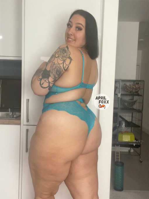 1 pic. Let's chat on fansly.. free trial link down below? https://t.co/lORyqAwe2P