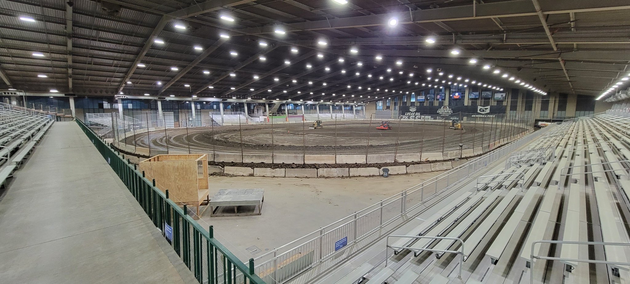 Chili Bowl Nationals on Twitter "TrackBuild2023 is nearly complete