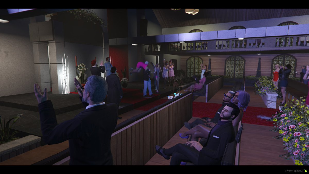 rhiddles's tweet image. 