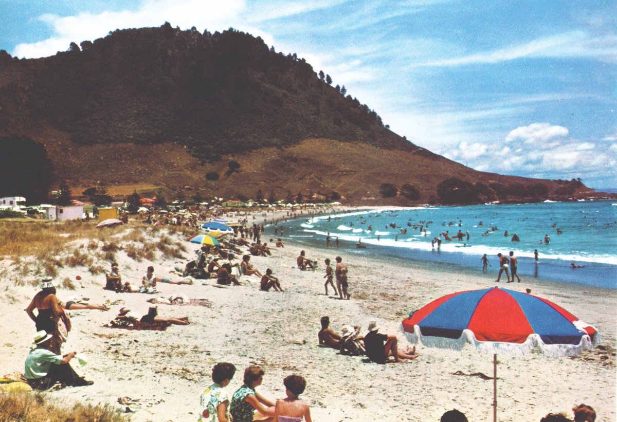 The sun is actually shining where we are so it's the perfect time to take a trip down memory lane with Terry Moyle's new book, 'New Zealand at the Beach'. Listen to Terry on <a href="/ninetonoon/">RNZ - Nine To Noon</a> here: rnz.co.nz/national/progr…