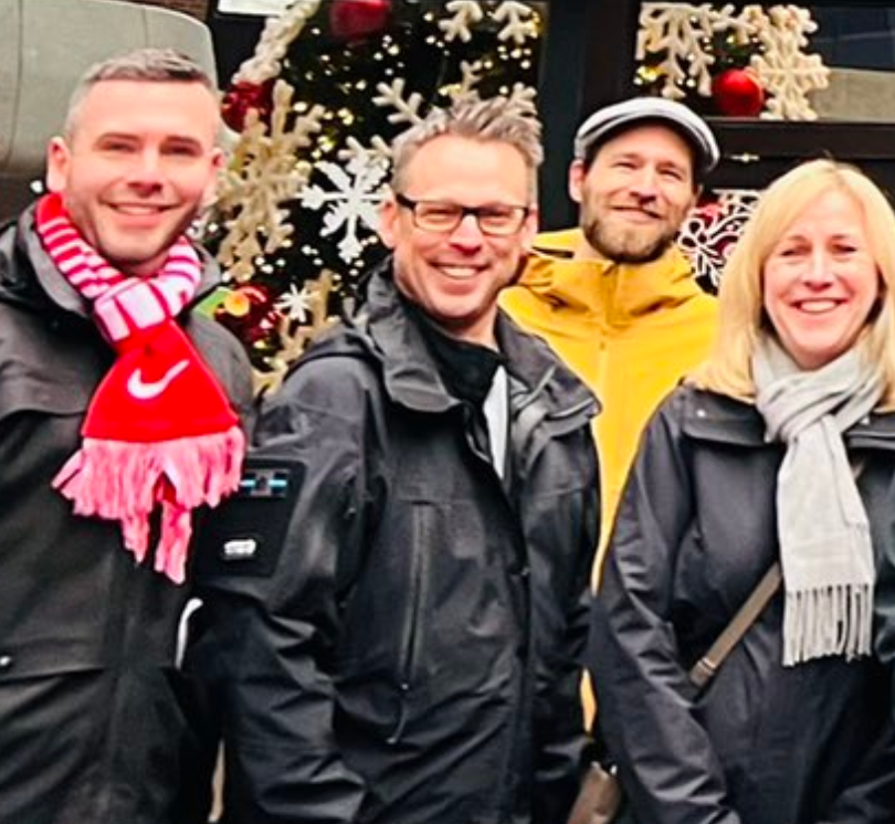 Sitting councillor Brian Montague sporting a Thin Blue Line patch- a symbol which has ties to white nationalist movements and has been banned by police departments all over the country. #vanpoli