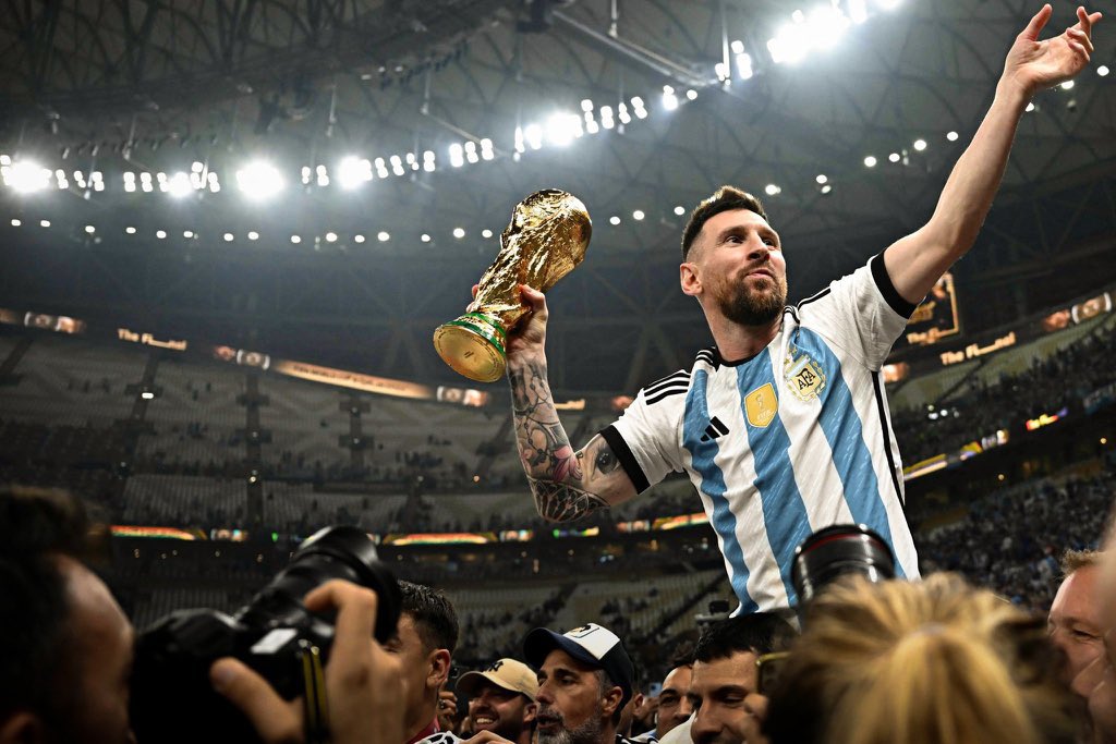 garciabassino's tweet photo. Le ganamos finales a:

✅ El último campeón de Copa America.
✅ El último campeón de Euro.
✅ El último campeón del Mundo.

Vamos a buscar rivales en otros planetas porque acá ya no tenemos. https://t.co/L8BwS0MFyU