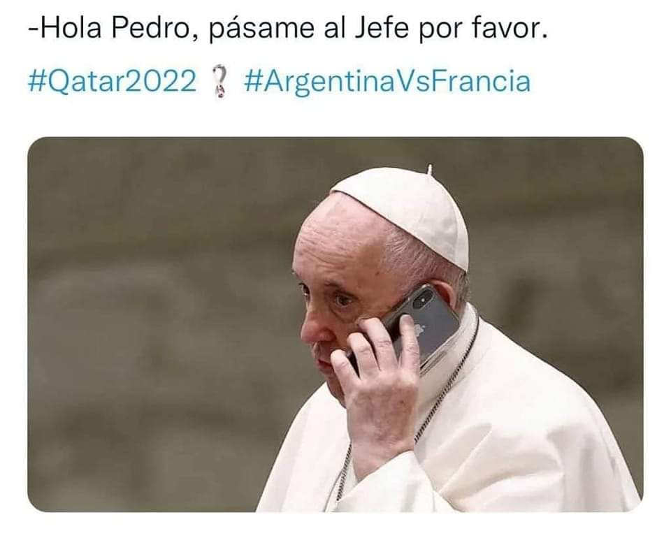 Robolk's tweet photo. Una llamada importante 📞 https://t.co/z6RXDBs6ap
