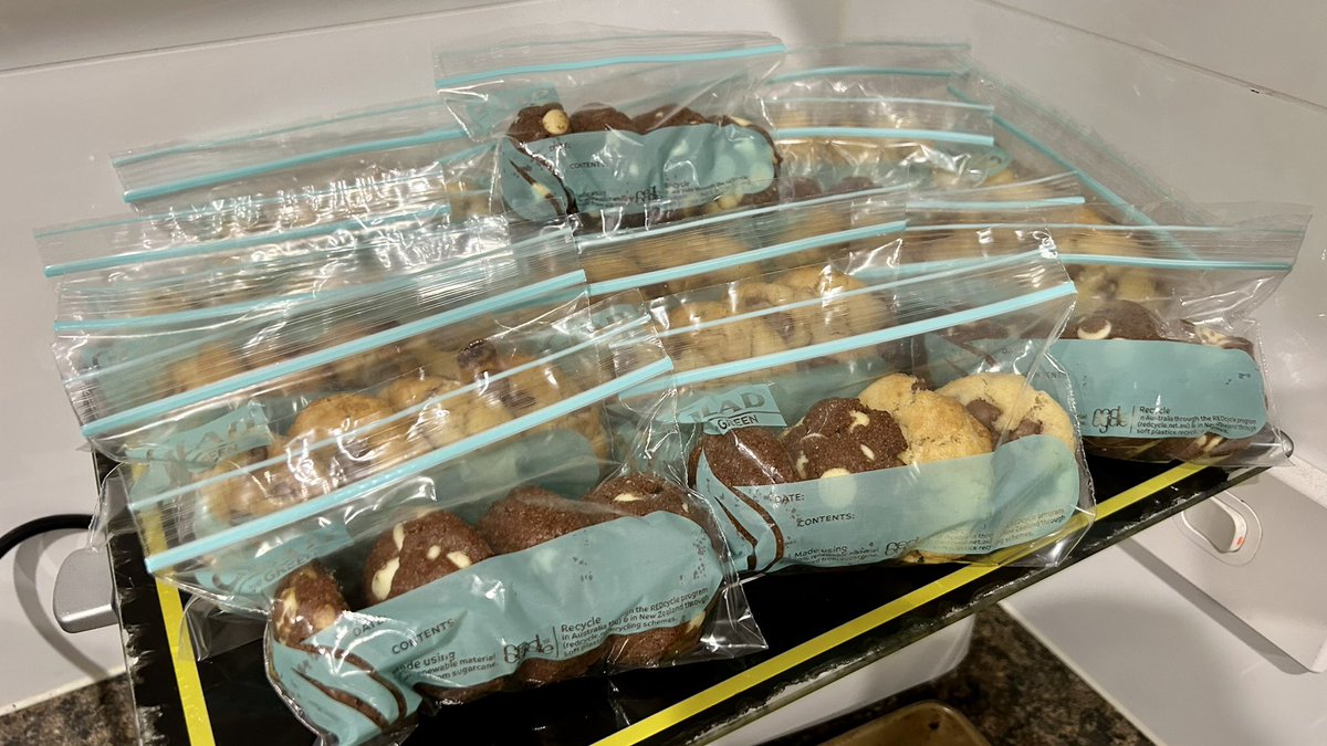 Ⓐ ⒼⓇⒺⒺⓃ ⒸⓄⓌ tweet media