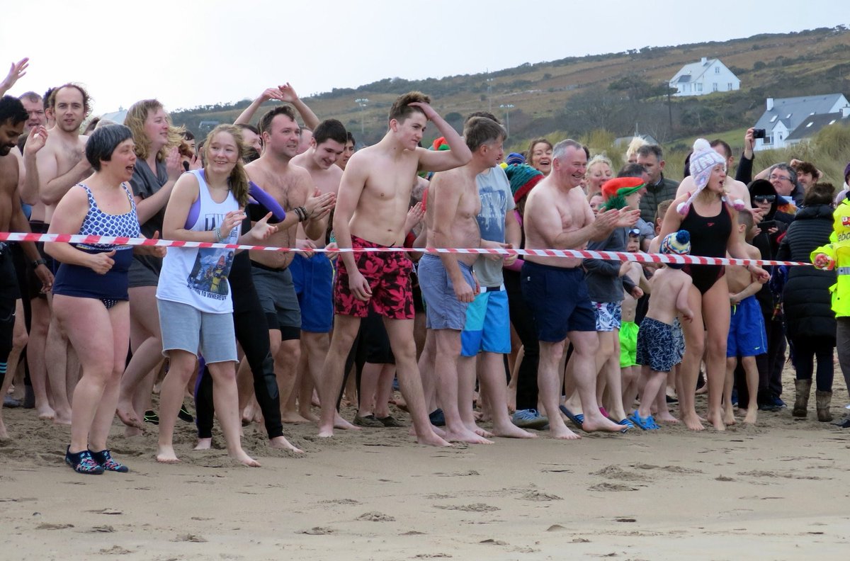Our Annual New Year’s Day Swim at Dugort ‘Blue Flag’ Beach in Achill at 1.00pm is back with a Warm Up on the beach 15 minutes beforehand. A great way to start the NY and support our volunteers who depend entirely on your contributions to #savelivesatsea .
See you there!