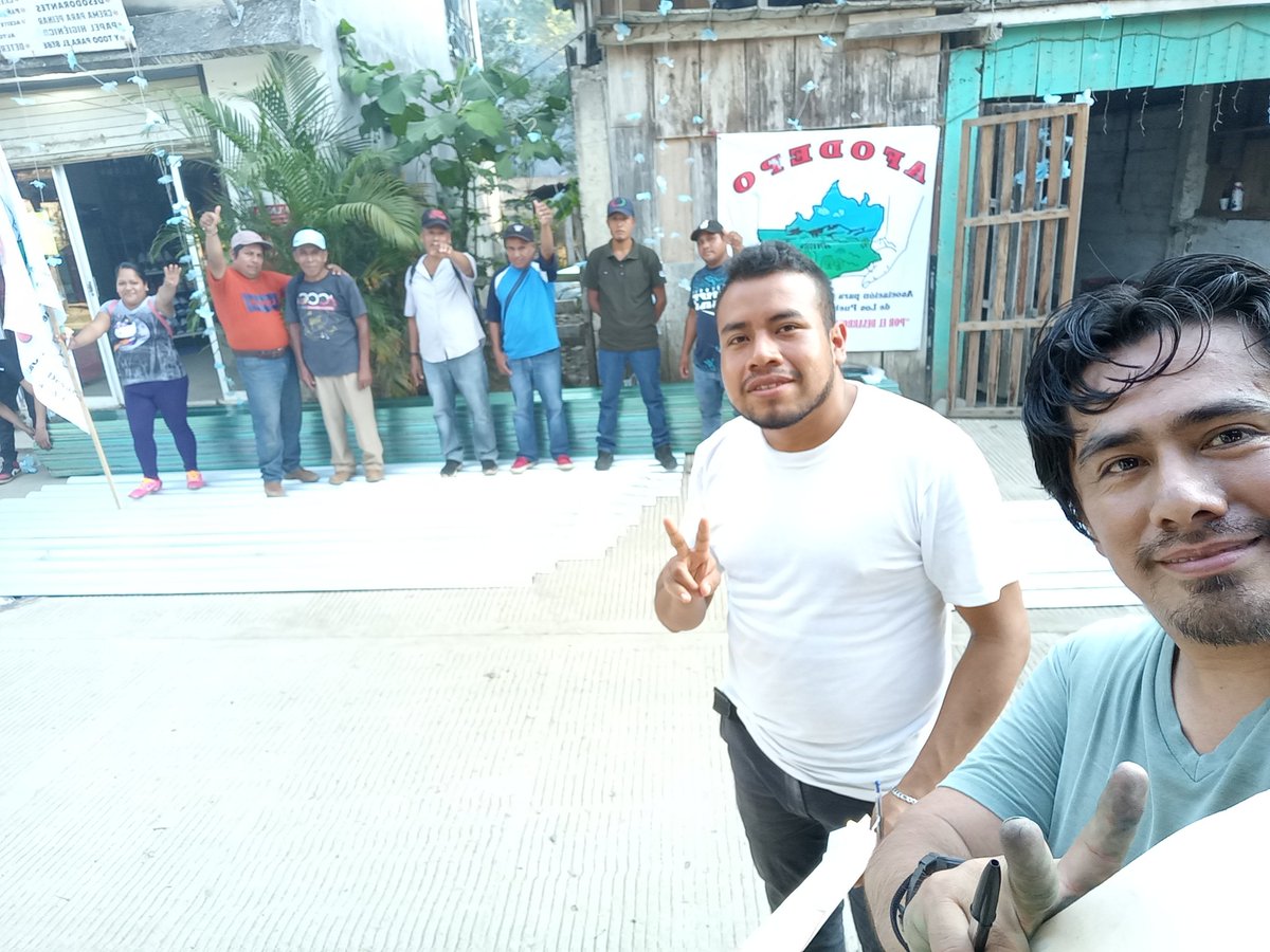REO_LIBRE's tweet photo. Entrega No 6
Ing. MAURO CRUZ CRUZ @afodepoac
#AFODEPOAC
NOS TACA AHORA ENTREGAR SU MATERIALES DE TECHOS FIRMES A LAS FAMILIAS DE LA LOCALIDAD DE SANTA ELENA, MUNICIPIO DE SANTA MARIA CHILCHOTLA
GRACIAS ING. MAURO,SEGUIMOS EN LA JORNADA INTENSA DE ENTREGAS DE TECHOS EN LA MAZATECA https://t.co/FDR6oTEqMu