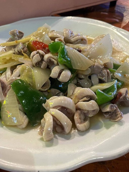 lin199008's tweet photo. Delicious food is a love for ordinary life https://t.co/4nwf2ZRnom