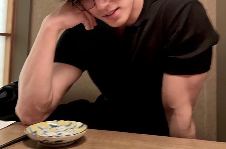 yeshica236's tweet photo. One shot AU
“Tipsy”

CW // mature content 🔞, nsfw pict, drunk, gangbang, dll
JJH x KMG x LJN x oc https://t.co/r3Eh8azNN7