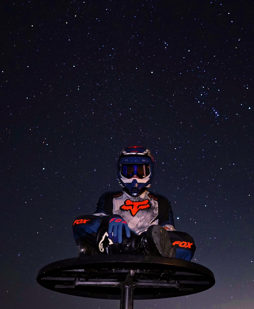 Biker in the cosmos (📸: @foxkipup)