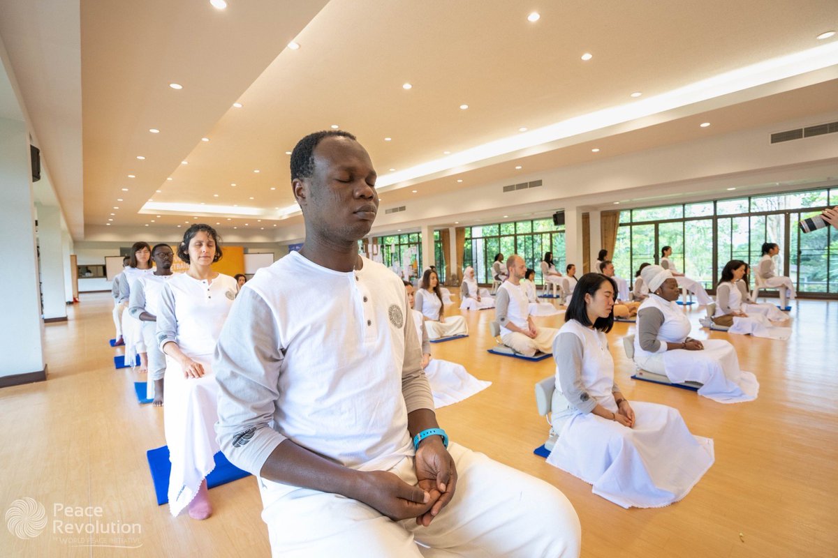 pparamai's tweet photo. @PeaceRevolution by World Peace Initiative organized the first Peace Architect Training for the first time since January 2020. The retreat was three weeks with 40 participants from 23 countries. They all had good meditation experiences and felt happy and relaxed. https://t.co/D72FyG4JIL
