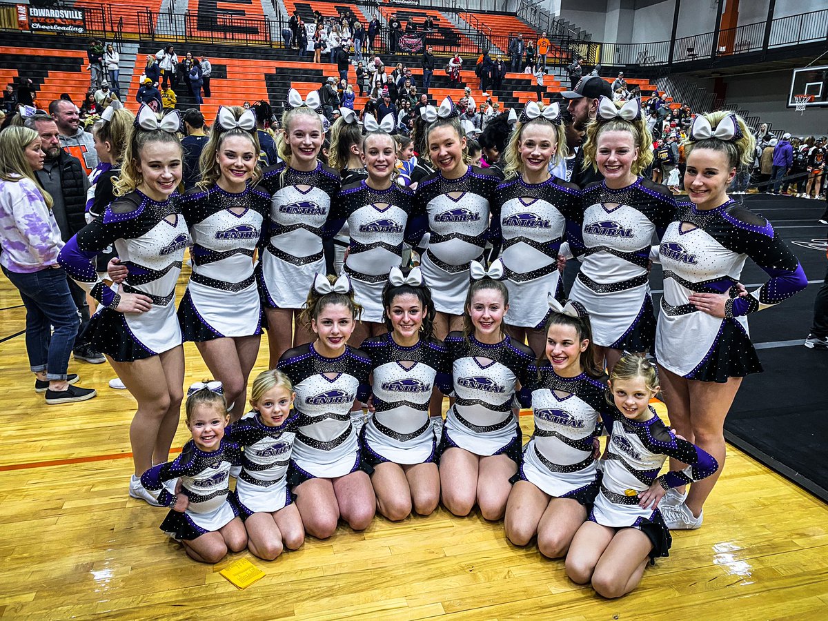 It’s been a minute, but we’re back! And we’re kicking off the 2022 season with a WIN 🥇 🙌🏻💜 #CentralCheer #TakingItBack #TraditionofSuccess #CB #RWRS