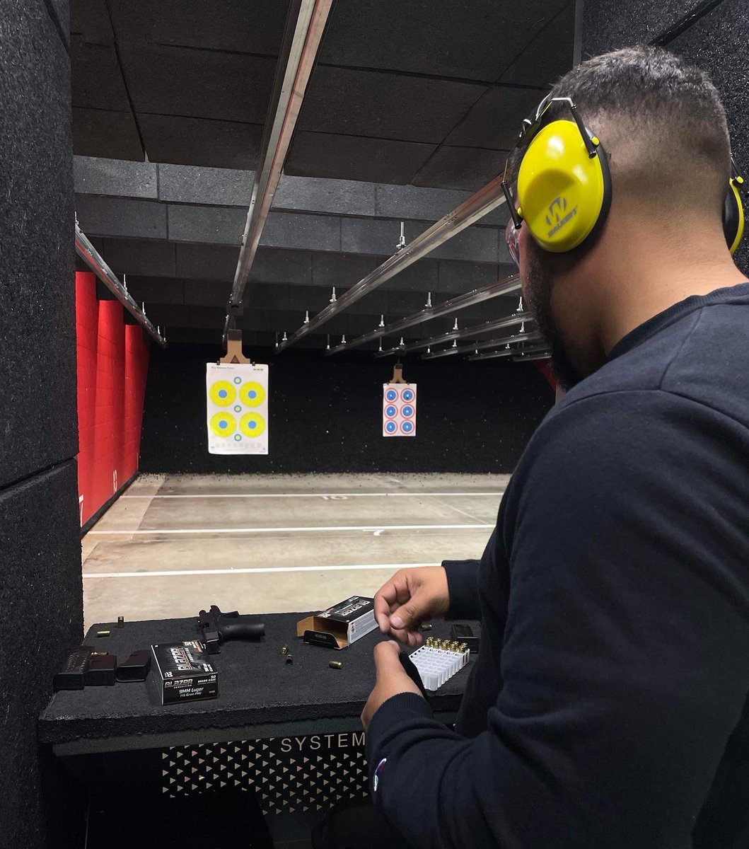andy_ap2's tweet image. Range Day.