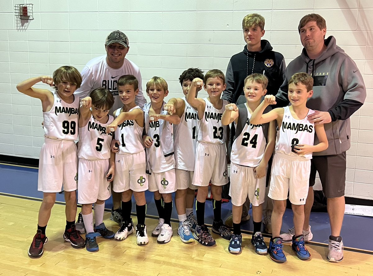 jbjbasketball's tweet photo. Congrats to all the Mountain Brook Boy teams that won Championships @jbjbasketball  4 out of 5 ain’t bad.
@mtnbrookschools @MtnBrookAL https://t.co/14P9y3FPr9
