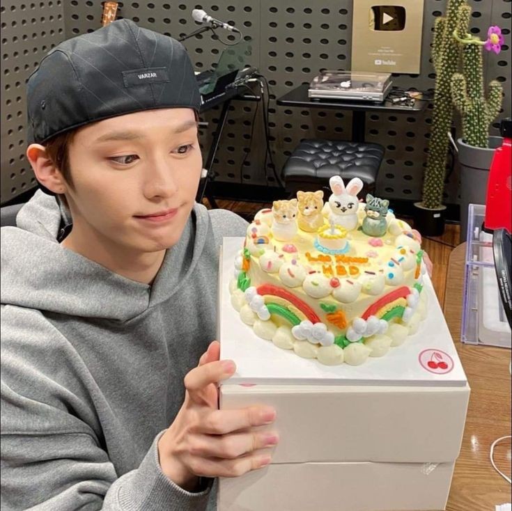 ¡hola! una personita te ha enviado un mensaje! 

⤿ "feliz cumpleañitos uwu te quiero mucho pousita, chanpi y yo te deseamos el mejor d los cumples q pueden haber en el mundOO, gracias por tu amistad sincera, PÁSALA HERMOSO COMO VOS ♡"
     ⠀⠀⠀⠀@hyunisvg
⠀⠀─ <a href="/lovebubis/">Lilis</a>