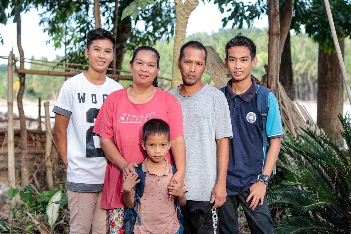 unicefphils's tweet photo. Meet Roldan and Angelo, brothers from Lebak, Sultan Kudarat. They were among those most affected by severe tropical storm #PaengPH that hit the Philippines in October.
Children like them are the least responsible for #ClimateChange, yet are the most vulnerable to its impacts. https://t.co/ClMKd9XvHE