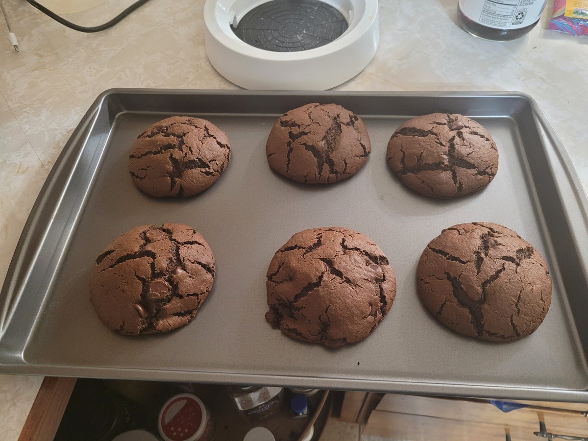 My attempt at black forest cookies didn't turn out how I wanted BUT it did turn out to be a dang good chocolate cookie